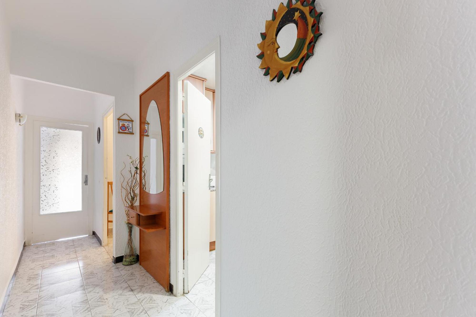 Besos - Bright Apartment Close To Congress & Port Sant Adrià de Besòs Exteriör bild