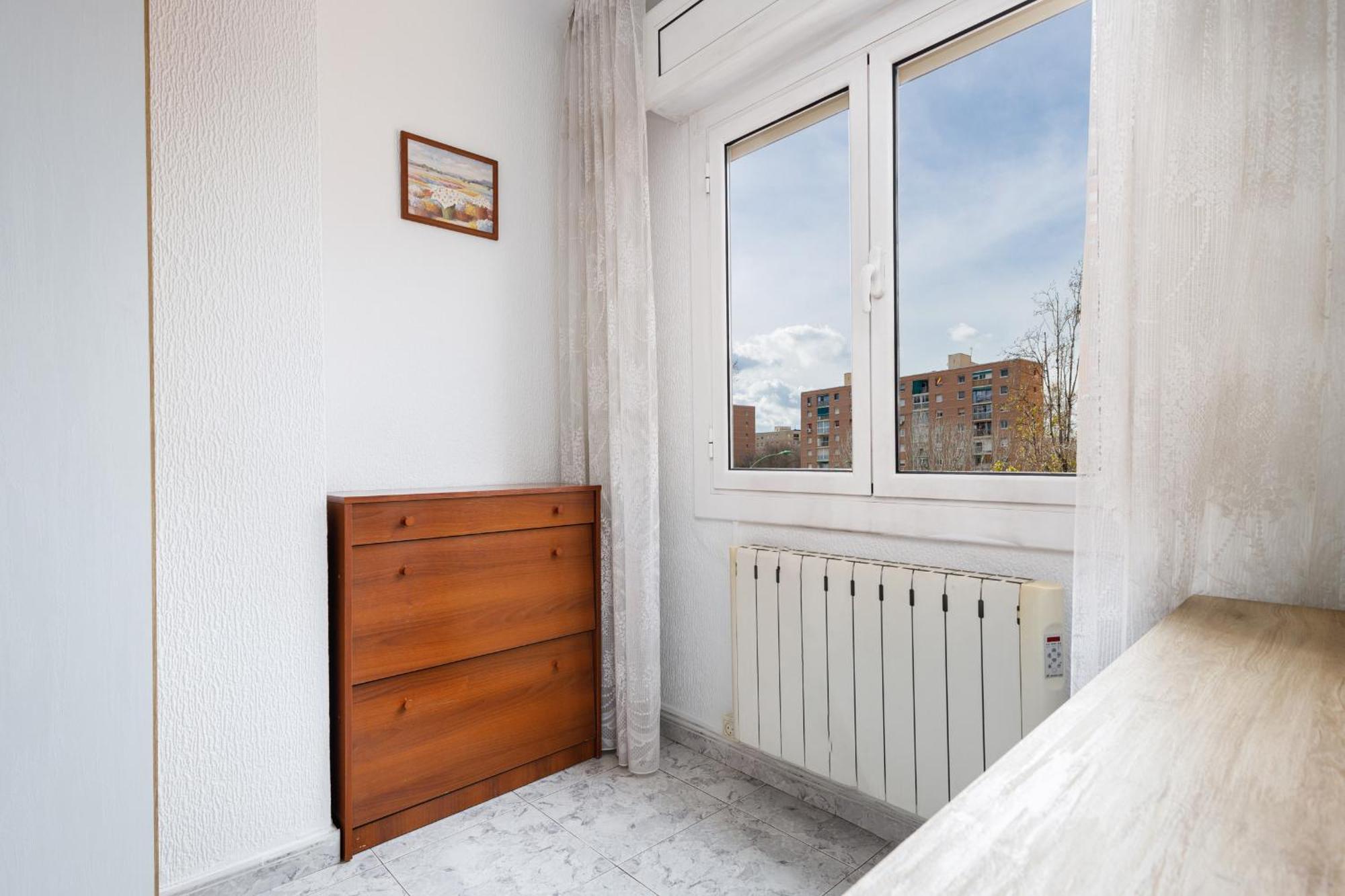 Besos - Bright Apartment Close To Congress & Port Sant Adrià de Besòs Exteriör bild